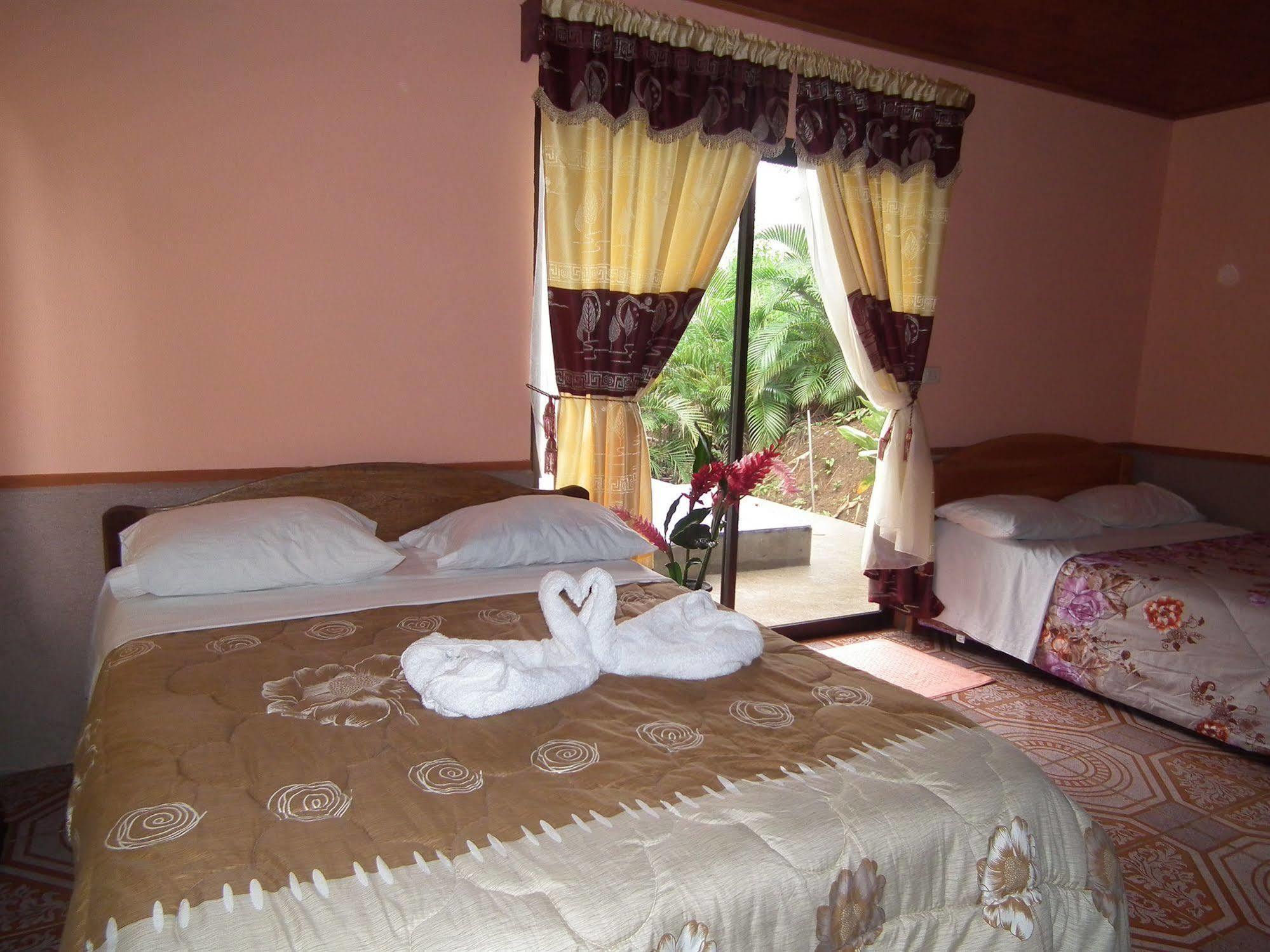 Hotel Valle Azul San Gerardo Exteriör bild